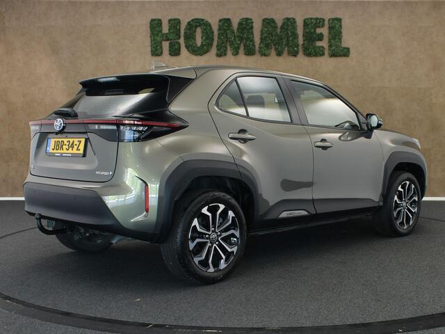 Toyota YARIS Cross 1.5 Hybrid Business Plus VASTE TREKHAAK 750 KG GEREMD TREKGEWICHT - PARKEERSENSOREN VOOR EN ACHTER - ACHTERUITRIJCAMERA - APPLE CARPLAY/ANDROID AUTO - CRUISE CONTROL ADAPTIEF - MULTIMEDIA VOORBEREIDING - KEYLESS ENTRY & START - DODEHOEK DETECTIE