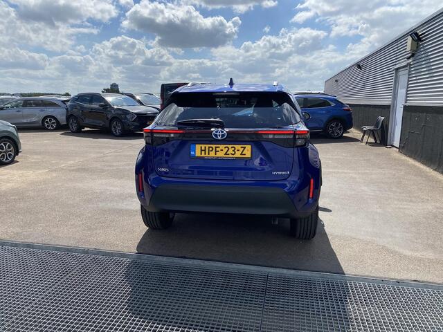 Toyota YARIS Cross 1.5 Hybrid Explore Dodehoek detectie, stoelverwarming, navigatie Apple CarPlay/Android Auto, keyless, adaptieve cruise control, parkeersensoren