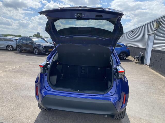 Toyota YARIS Cross 1.5 Hybrid Explore Dodehoek detectie, stoelverwarming, navigatie Apple CarPlay/Android Auto, keyless, adaptieve cruise control, parkeersensoren