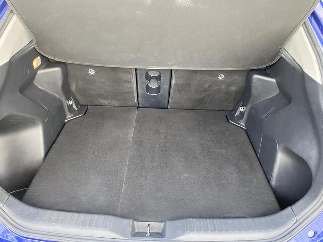 Toyota YARIS Cross 1.5 Hybrid Explore Dodehoek detectie, stoelverwarming, navigatie Apple CarPlay/Android Auto, keyless, adaptieve cruise control, parkeersensoren