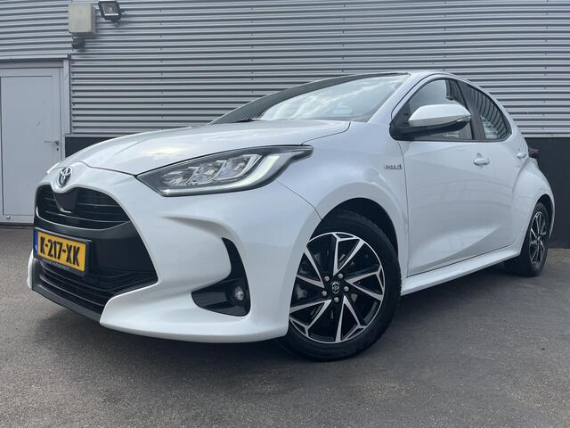 Toyota YARIS 1.5 Hybrid Dynamic Org. Nederlandse auto, All-seaon banden, LED, LMV, Navigatie, Smart Key + Keyless entry