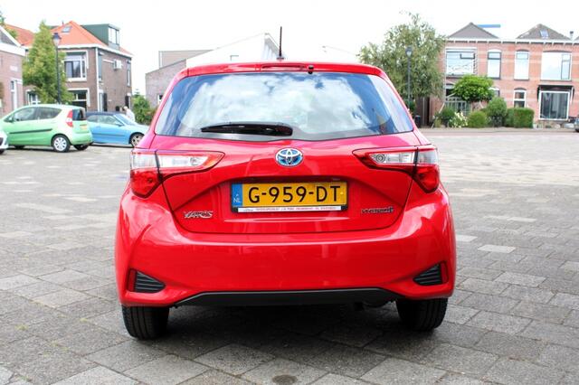 Toyota YARIS 1.5 Hybrid Active