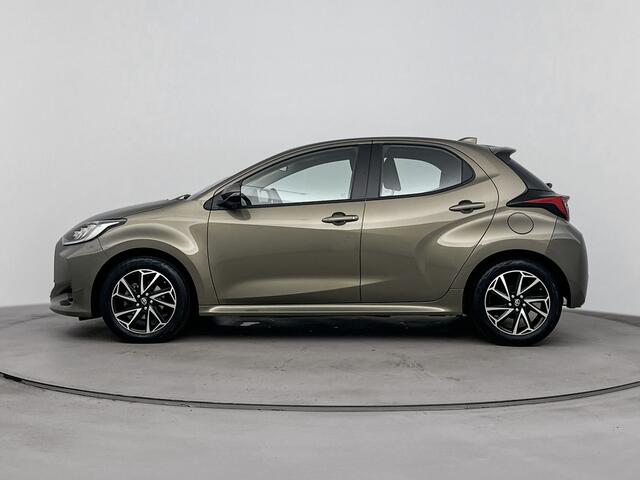Toyota YARIS 1.5 VVT-i Dynamic | Airconditioning | Grootlichtassistent | LM Velgen | Achteruitrijcamera |