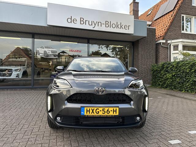 Toyota YARIS Cross 1.5 Hybrid 130pk Executive Limited dodehoekdetectie / stoelverwarming / stuurwielverwarming / parkeersensoren voor + achter / Navigatie / Apple Carplay / Android Auto / parkeercamera / 10 jaar garantie / rijklaarprijs