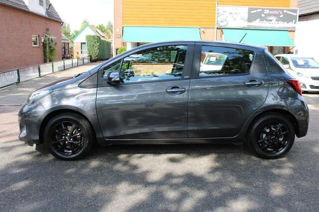 Toyota YARIS 1.5 Hybrid Aspiration Navi, Cruise, Camera