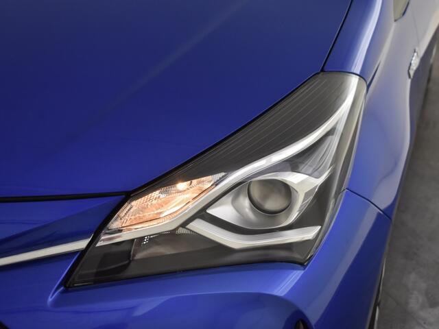 Toyota YARIS 1.5 Hybrid | Parkeersensoren V+A | Navigatie | Stoelverwarming
