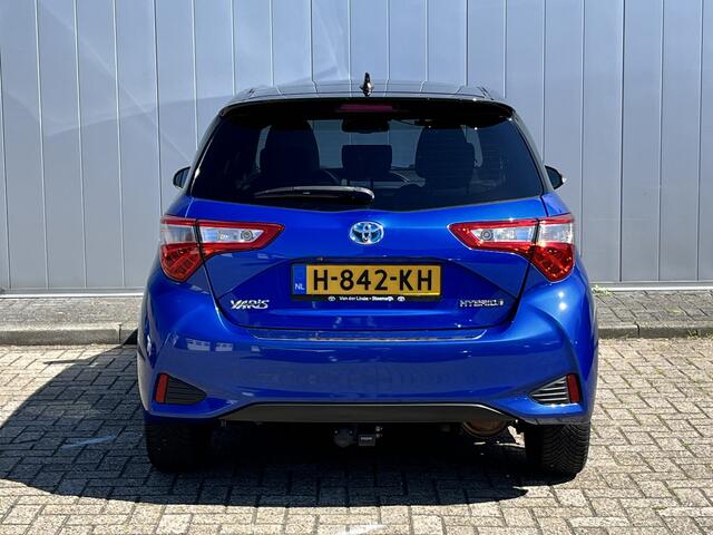 Toyota YARIS 1.5 Hybrid Premium Bi-Tone Panorama Trekhaak Keyless Stoelverwarming Full Options
