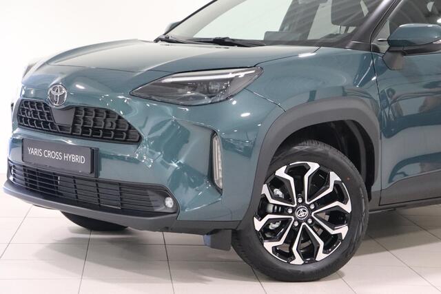 Toyota YARIS Cross 1.5 Hybrid 130 Dynamic, ¤2000,- Inruilpremie, Comfort Pack, BSM, Apple Carplay & Android Auto, Parkeersensoren voor & Achter, Stuur & Stoel verwarming