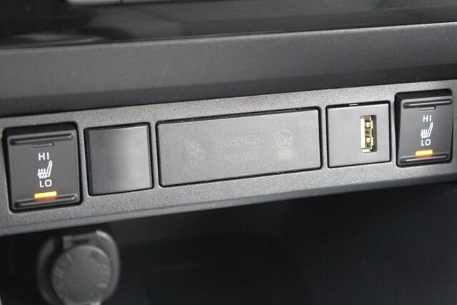 Toyota YARIS Cross 1.5 Hybrid Dynamic Special | Rijklaar | Stoel-/Stuurverwarming | Apple/Android | Navi | Head Up | LED | El. achterklep