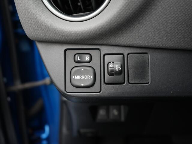 Toyota YARIS 1.5 Hybrid Trend