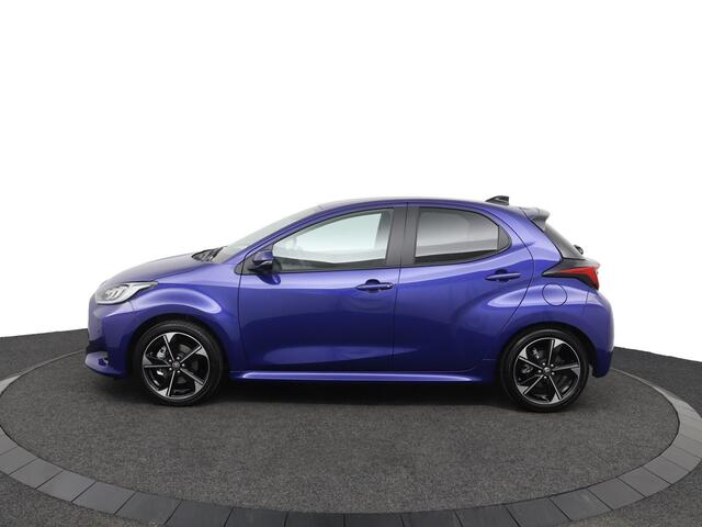 Toyota YARIS 1.5 Hybrid 130 Executive | Nieuw uit voorraad leverbaar! | 10 Jaar Garantie! |