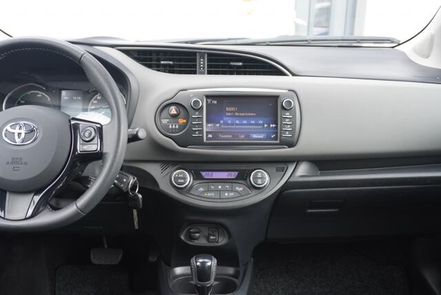 Toyota YARIS 1.5 Hyb. Active Automaat | Camera | Clima | NAP | Cruise