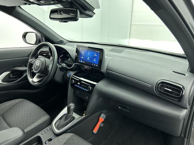 Toyota YARIS Cross 1.5 Hybrid Dynamic | Trekhaak | Full map navigatie | LM velgen | Privacy glass |