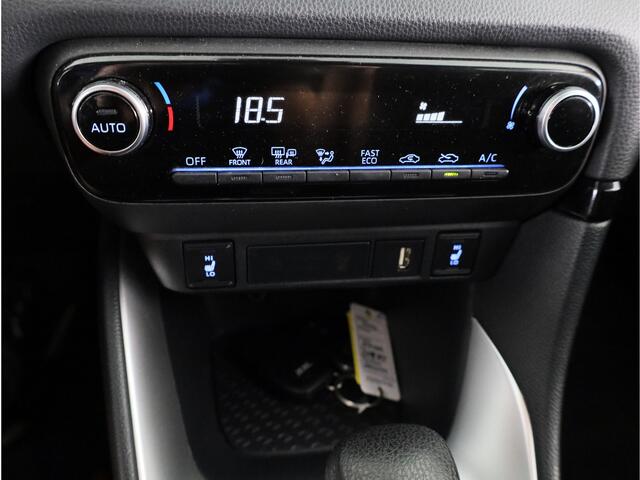 Toyota YARIS 1.5 Hybrid Dynamic Limited | Apple Carplay -/ Android Auto | Climate Control | Cruise Control Adaptief |