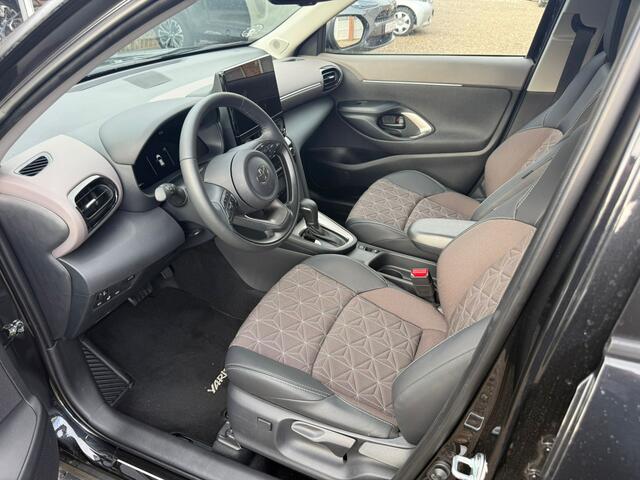 Toyota YARIS Cross 1.5 Hybrid 130 Executive |Navi|Carplay|E.a.klep|PDC V+A|Stoel en stuurverw|Dodehoek|Camera|