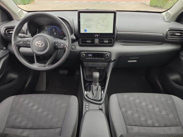 Toyota YARIS 1.5 Hybrid 115 First Edition | Apple CarPlay | Navigatie | Rijklaarprijs incl. garantie |