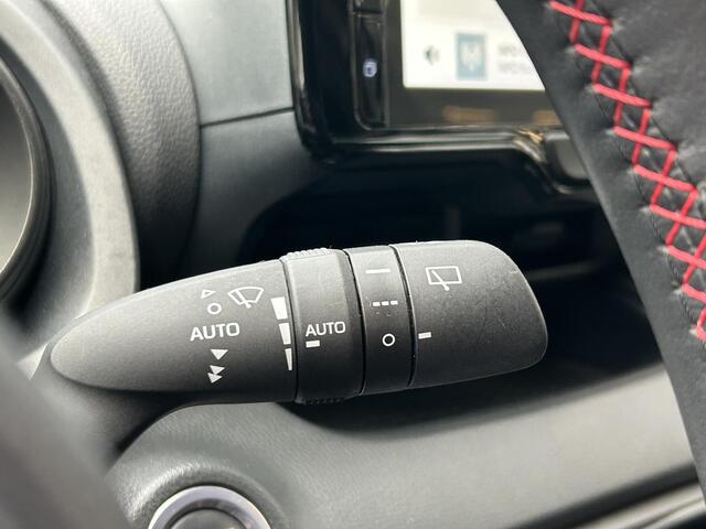 Toyota YARIS 1.5 Hybrid GR Sport l Adaptive Cruise l Camera l Navi l LED l
