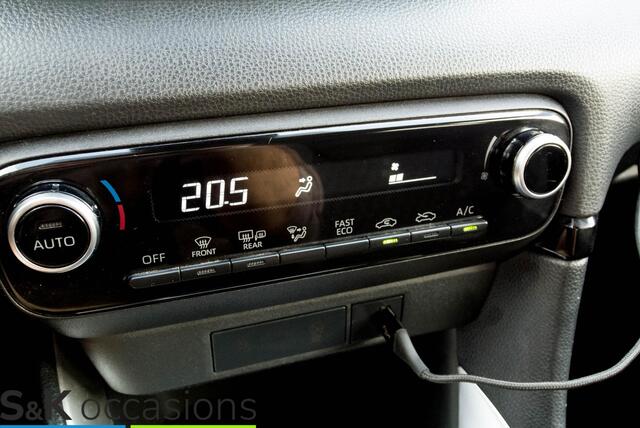 Toyota YARIS 1.5 Hybrid 115 Keyless ACC