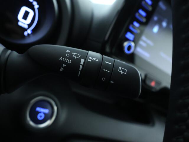 Toyota YARIS 1.5 Hybrid Dynamic