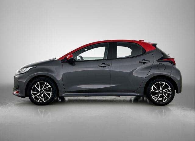 Toyota YARIS 1.5 Hybrid Dynamic Limited | Navigatie | 16" Lichtmetalen velgen |