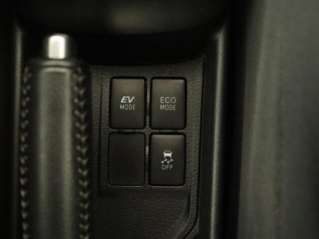 Toyota YARIS 1.5 Hybrid Comfort | Camera | Navigatie | Climate control | Cruise control | Bluetooth