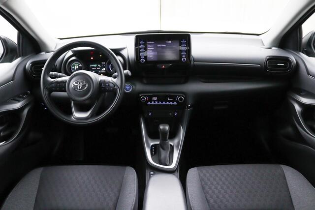 Toyota YARIS 1.5 Hybrid 115 First Edition | Stoelverwarming |