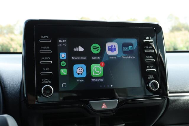 Toyota YARIS 1.5 Hybrid Dynamic, NAVI, Apple carplay, Android auto.