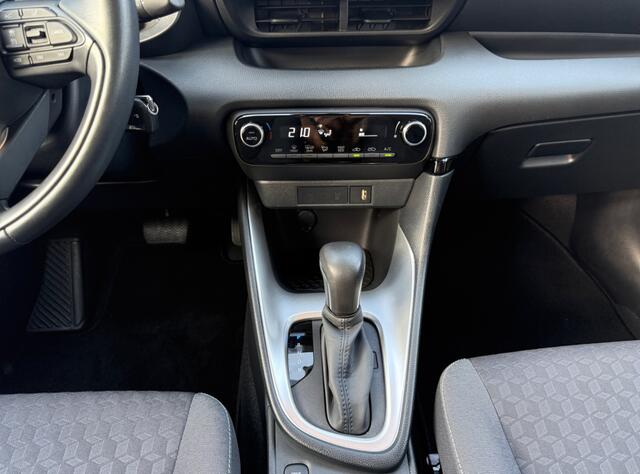 Toyota YARIS 1.5 Hybrid Active I Navi I Camera I ACC I Climate Control