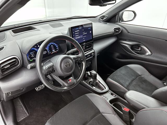 Toyota YARIS Cross 1.5 Hybrid 130 GR Sport | Premium uitgevoerd | Rijklaar