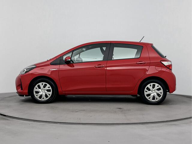 Toyota YARIS 1.5 Hybrid Active | NL-Auto | Cruise Control | Parkeercamera |