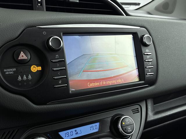 Toyota YARIS 1.5 Hybrid Active | NL-Auto | Cruise Control | Parkeercamera |