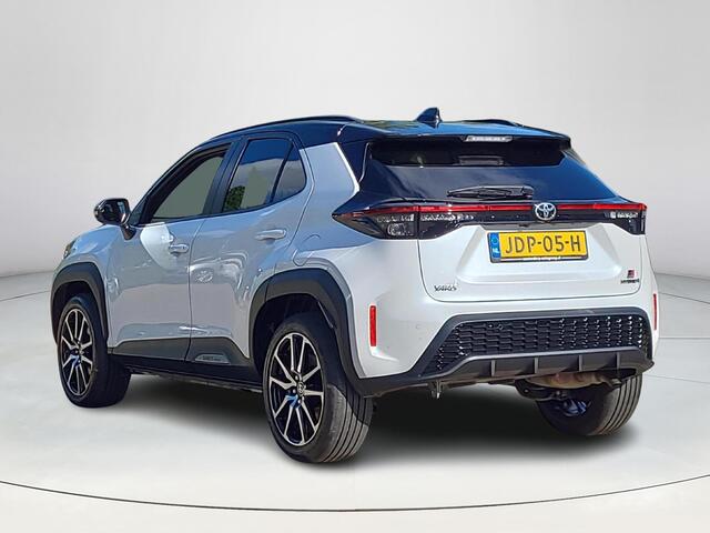 Toyota YARIS Cross 1.5 Hybrid GR Sport | Apple CarPlay | Blindspot | Parkeersensor | Rijklaarprijs incl. garantie |
