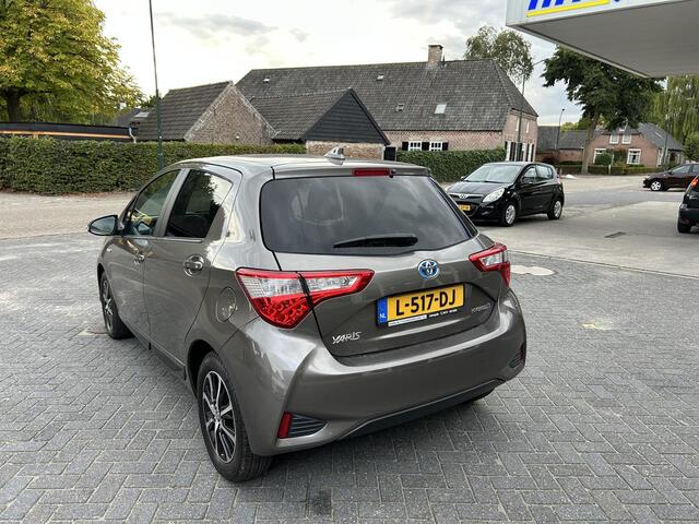 Toyota YARIS 1.5 Hybrid Dynamic
