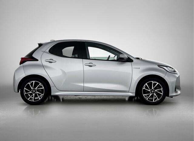 Toyota YARIS 1.5 Hybrid Dynamic Blind Spot | Privacy Glass | Climate Control | Cruise Control | Led