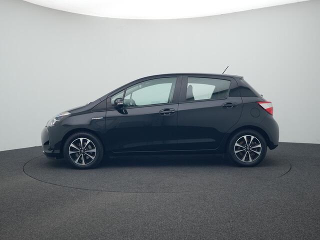 Toyota YARIS 1.5 Hybrid Active | Trekhaak | Cruise Control | Parkeercamera |
