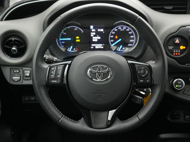 Toyota YARIS 1.5 Hybrid Active | Trekhaak | Cruise Control | Parkeercamera |
