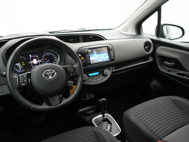 Toyota YARIS 1.5 Hybrid Active | Trekhaak | Cruise Control | Parkeercamera |