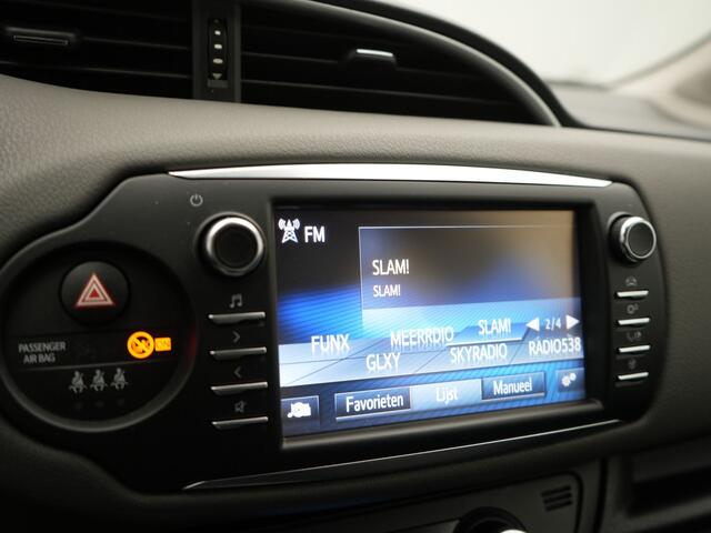 Toyota YARIS 1.5 Hybrid Active | Trekhaak | Cruise Control | Parkeercamera |