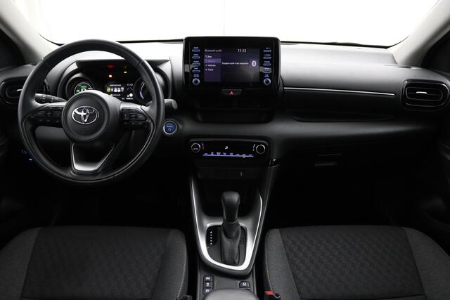 Toyota YARIS 1.5 Hybrid Dynamic | Lage km stand | Parkeercamera | Keyless | Climate control |