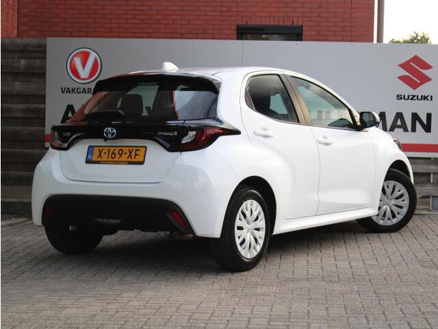 Toyota YARIS 1.5 Hybrid Active Achteruitrijcamera, Cruise Control Adaptief, Airco, Apple Carplay/Android Auto, Regensensor