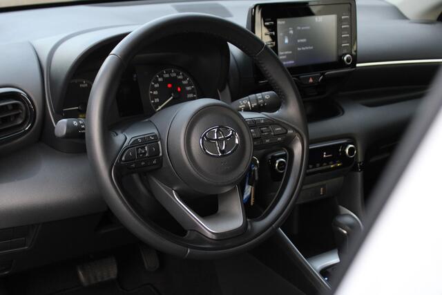Toyota YARIS 1.5 Hybrid Active Achteruitrijcamera, Cruise Control Adaptief, Airco, Apple Carplay/Android Auto, Regensensor