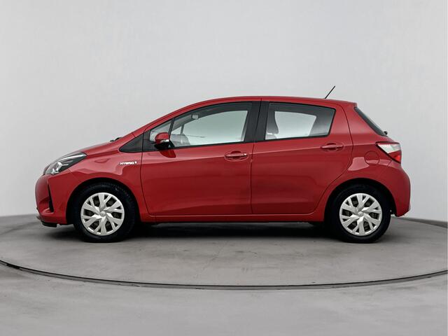 Toyota YARIS 1.5 Hybrid Active Leseman aangemeld 11-9 Inruil Jayden