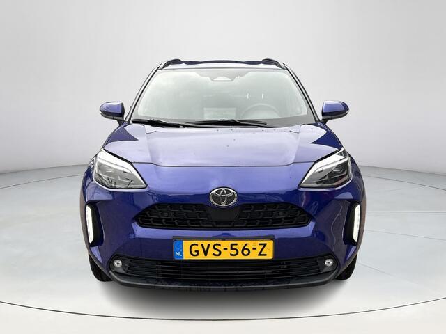 Toyota YARIS Cross 1.5 Hybrid 115 First Edition **STOEL EN STUURWIELVERWARMING/ DODEHOEKDETECTIE/ PARKEERSENSOREN/ GARANTIE**