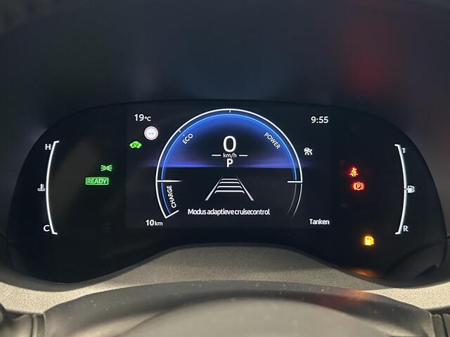 Toyota YARIS 1.5 Hybrid 115 Dynamic **NIEUWE AUTO/ COMFORT PACK/ FORREST GREEN/ BINNENKORT LEVERBAAR**