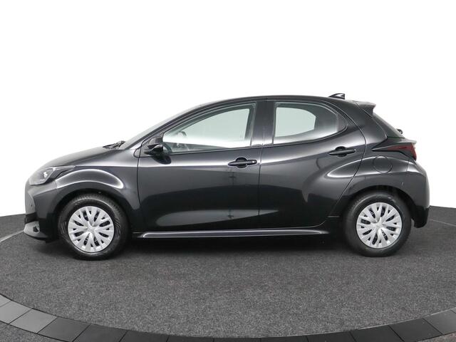 Toyota YARIS 1.5 Hybrid Active | parkeer sensoren | Trekhaak |