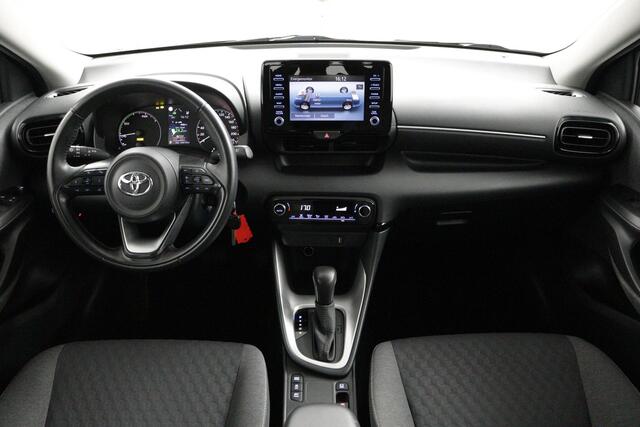 Toyota YARIS 1.5 Hybrid Active | parkeer sensoren | Trekhaak |