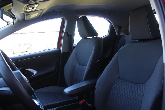 Toyota YARIS 1.5 Hybrid Active Plus | Rijklaar | Apple/Android | Stoelverwarming | Camera | Clima | DAB+ | Adap Cruise