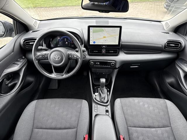 Toyota YARIS 1.5 Hybrid 115 Dynamic First Edition **NAVIGATIE/ KEYLESS/ ADAPTIEF CRUISE CONTROL/ 36 MAANDEN GARANTIE**