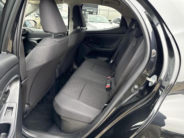 Toyota YARIS 1.5 Hybrid 115 Dynamic First Edition **NAVIGATIE/ KEYLESS/ ADAPTIEF CRUISE CONTROL/ 36 MAANDEN GARANTIE**
