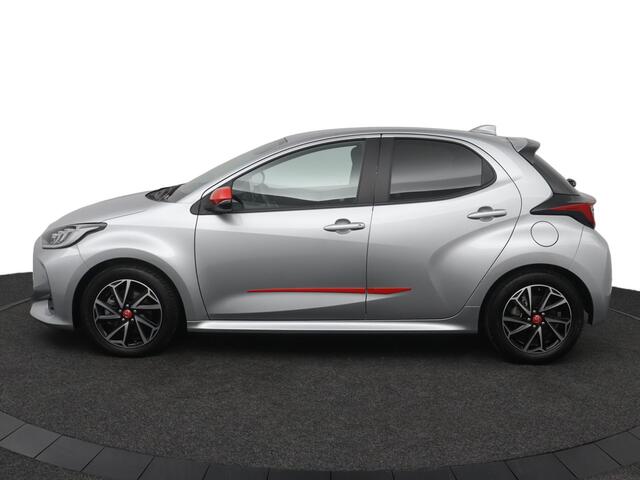 Toyota YARIS 1.5 Hybrid 115 Special Edition | Parkeersensoren | Keyless | Climate control |
